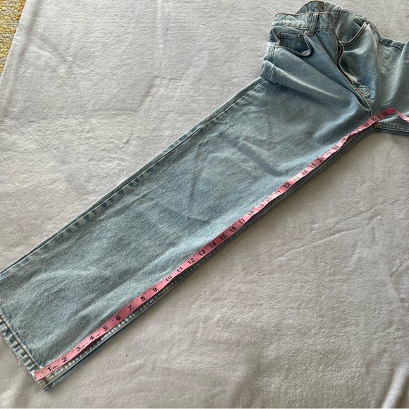 REVICE Super 80s High Rise Light Wash Baggy Jeans - Picture 8 of 9